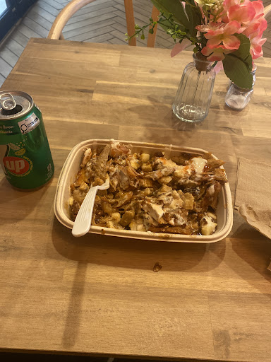 Photo of AMOR SHAWARMA - 1615 Dundas St E, Whitby, ON L1N 2L1